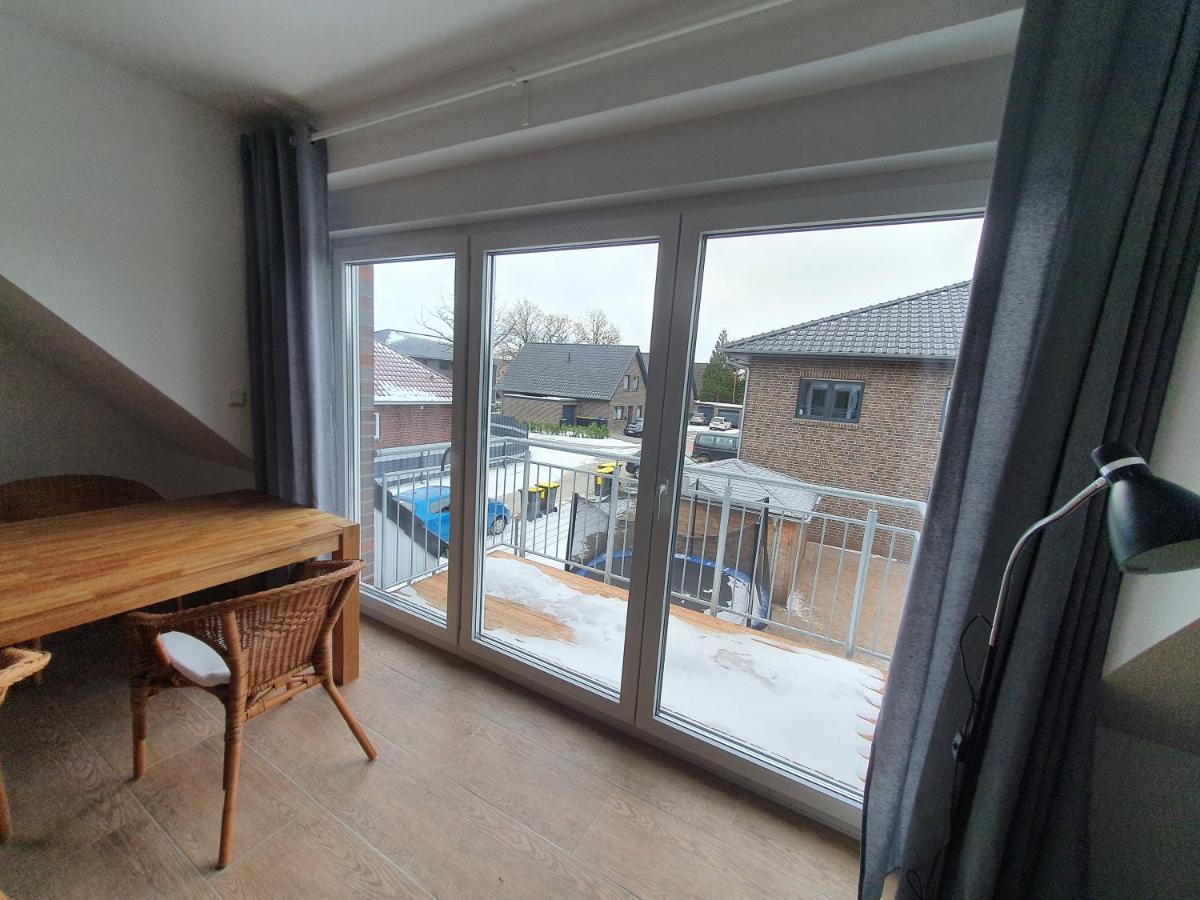 Haus Taybeerweg Apartment Aurich Bagian luar foto