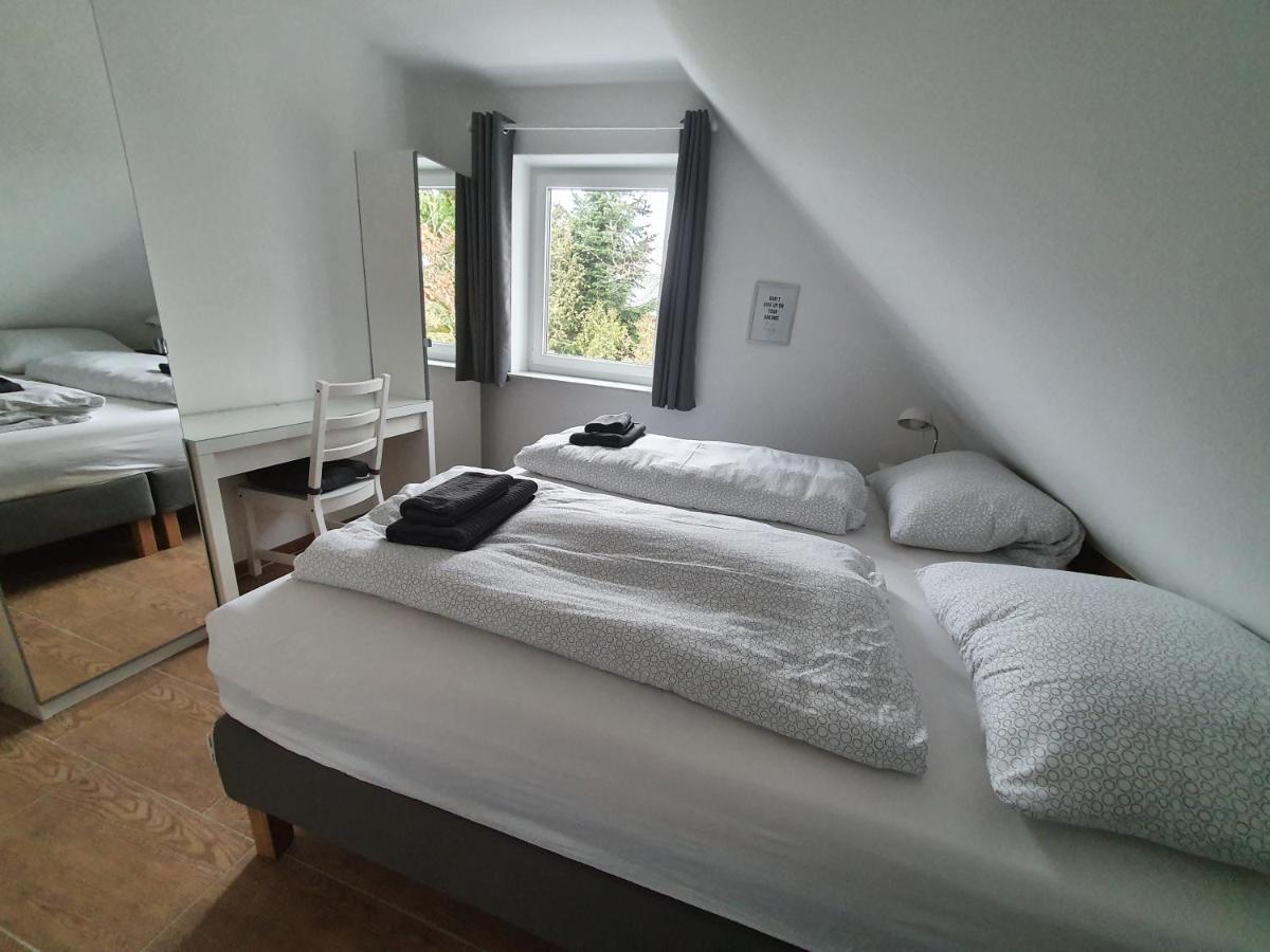 Haus Taybeerweg Apartment Aurich Bagian luar foto